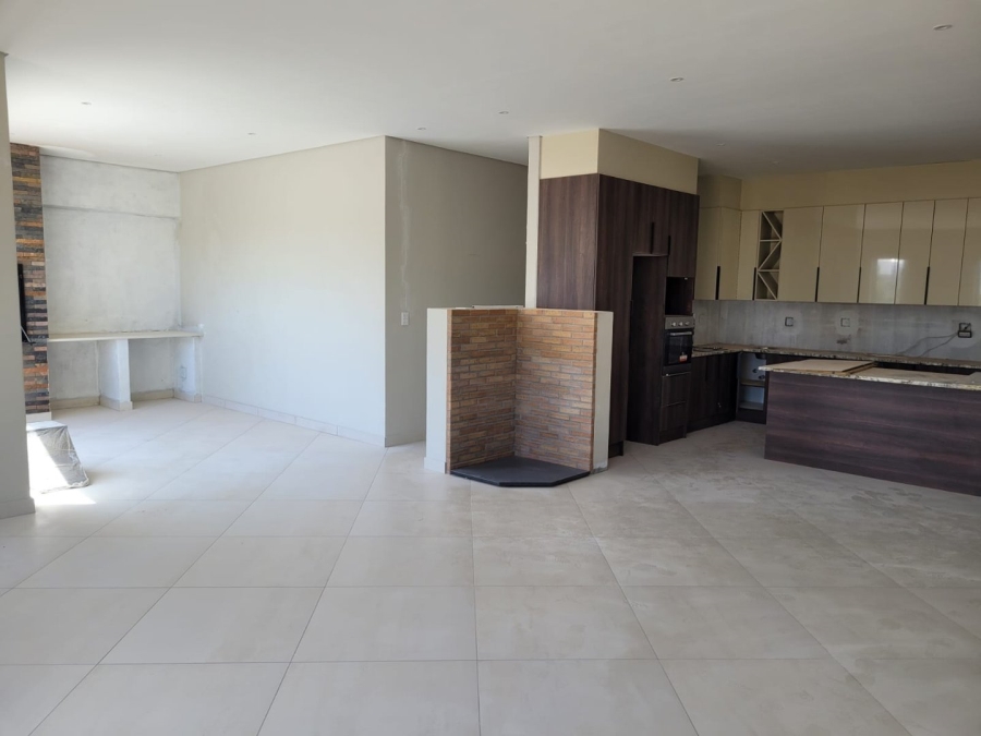 3 Bedroom Property for Sale in Somerset Lakes Western Cape